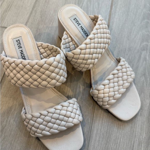 Steve Madden Women's Cream Braided Block Heel Sandals BNWT Size 10 - Picture 3 of 7